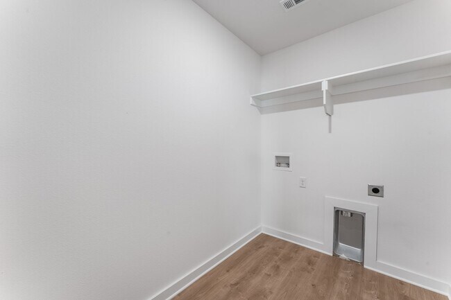Building Photo - Welcome to your dream home in the prime lo...