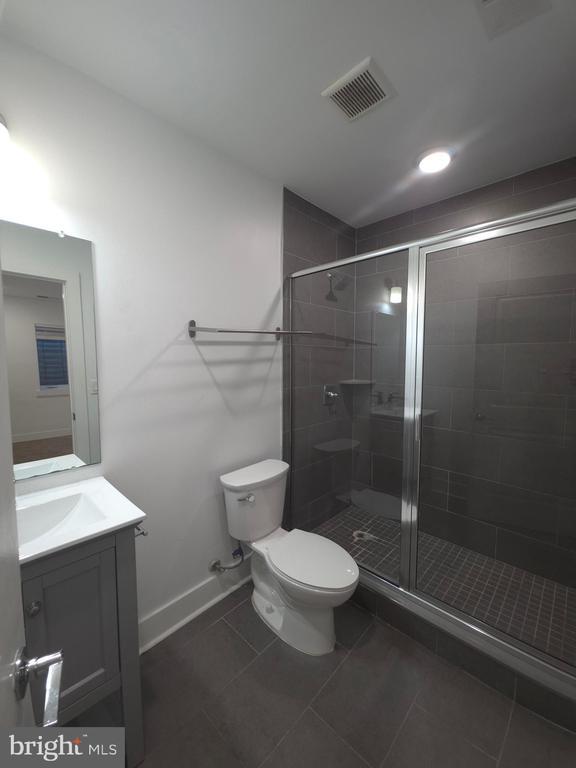 Building Photo - 3925 Haverford Ave