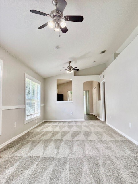 Building Photo - 28510 Seashell Ct