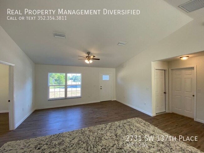 Building Photo - 2731 SW 137th Pl