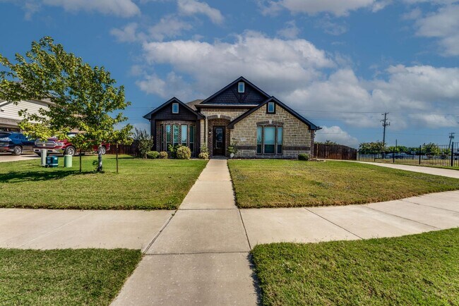 Building Photo - 4822 Windfern Way