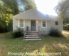 Building Photo - Beautiful Home Located In 38127 !! Section...