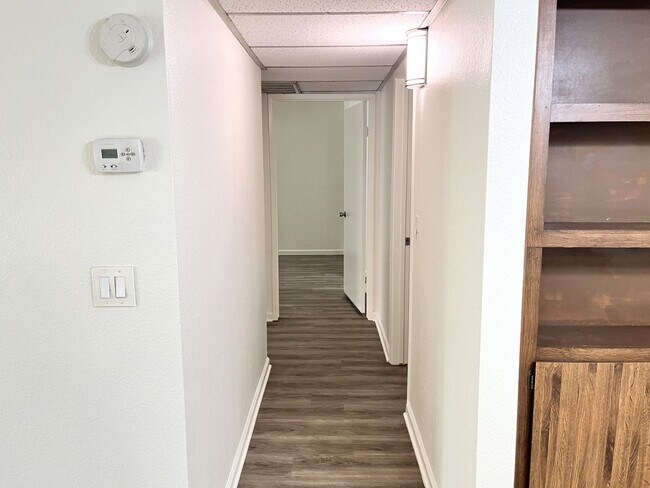 Building Photo - Mission Valley- Centrally Located Condo with AC, Private Patio and Parking.