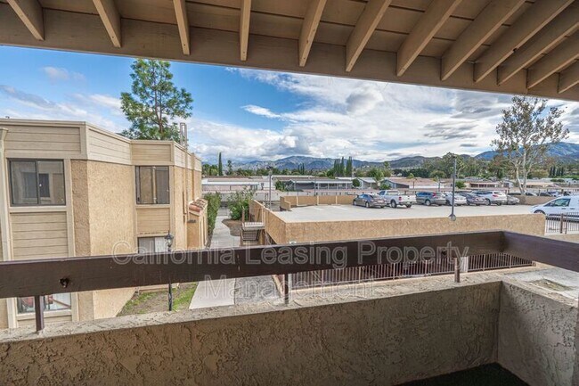 Building Photo - 18750 Mandan St