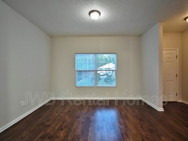 Building Photo - 6073 Catawissa Ct