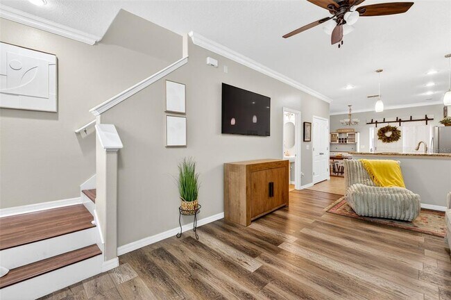 Building Photo - 2713 Lantern Hill Ave