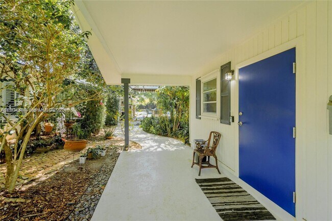 Building Photo - 8500 SW 70th St