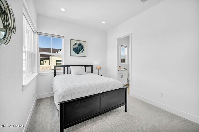 Building Photo - 5445 Side Saddle Trail