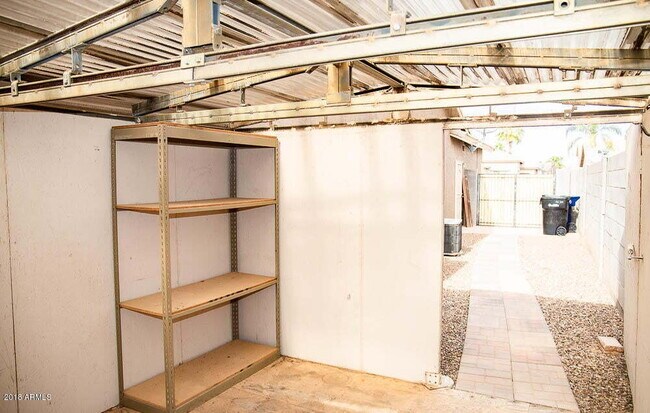 Building Photo - San Tan Ranch Beauty