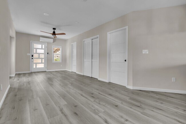 Building Photo - 4510 Tourmaline St
