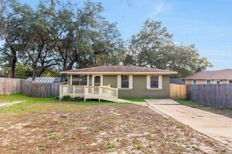 Building Photo - 400 31st St