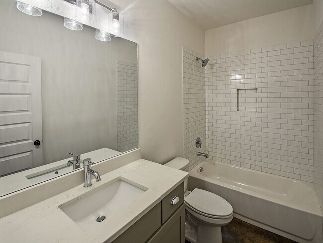 Building Photo - 2019 NEW Construction 4 bedroom, 2 bath home near U of M and new pedestrian bridge.