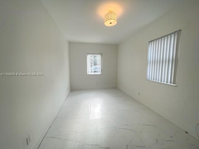 Building Photo - 1625 Hollywood Blvd