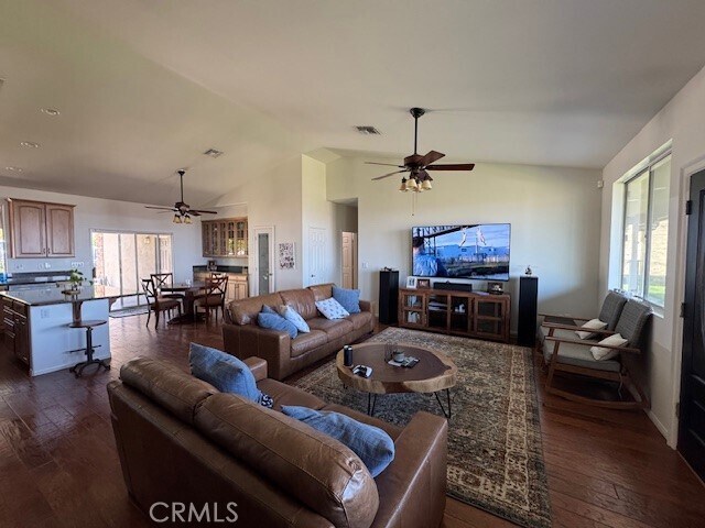 Building Photo - 21650 Skyhill Pl
