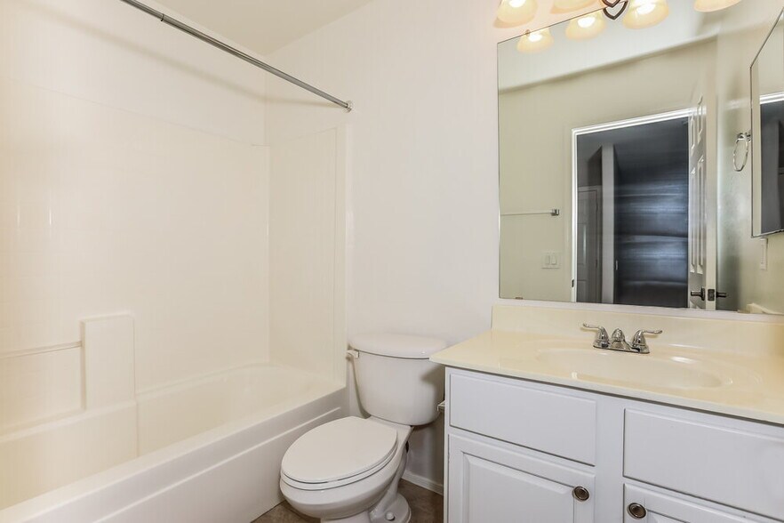 Building Photo - 11197 E Wallflower Ln