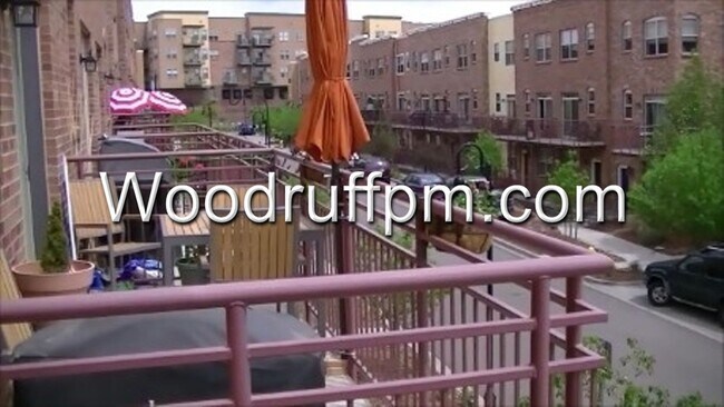 Building Photo - 3 Bed End Unit Townhome near Old Town Arvada