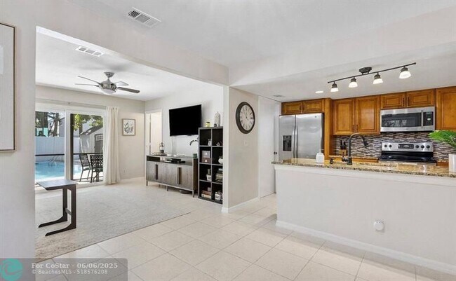 Building Photo - 5836 Rambler Rose Way