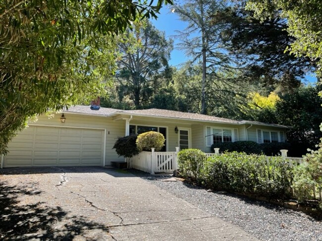 Primary Photo - Charming single level home in Orinda-Avail...