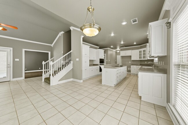 Building Photo - 25 Hickory Bend Dr