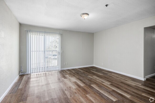 Building Photo - 405 Tinker Diagonal St