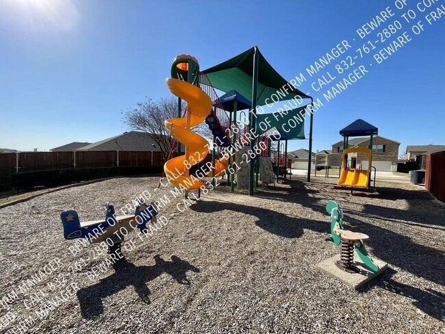 Building Photo - 8113 Branch Hollow Trail