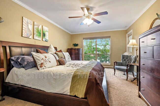 Building Photo - 7950 Jefferson Hwy