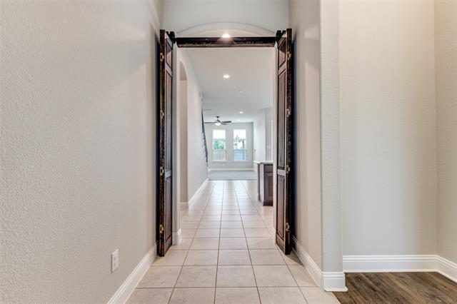 Building Photo - 2202 Fairfield Ave