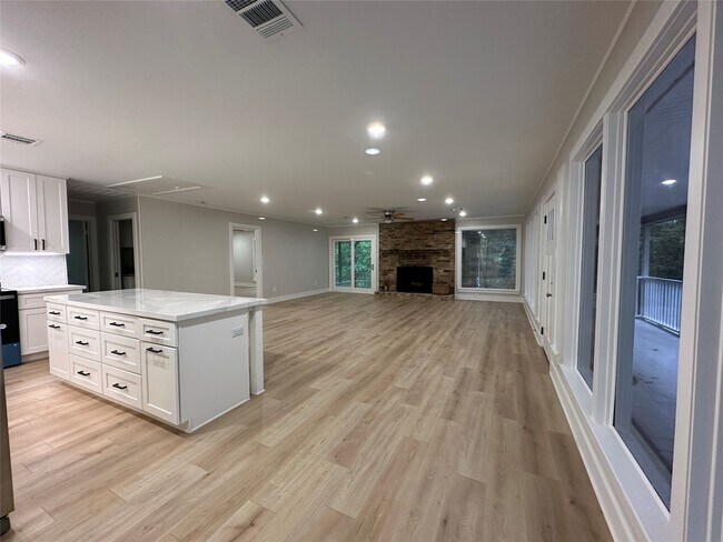 Building Photo - 71 Castaway Ln