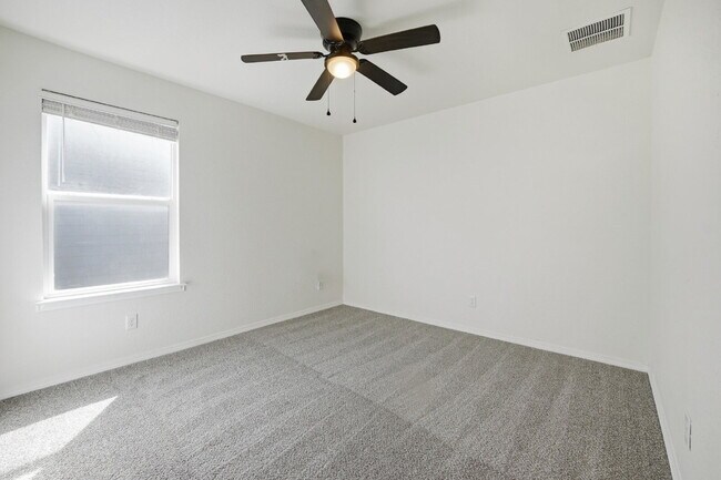 Building Photo - 9305 Devils River