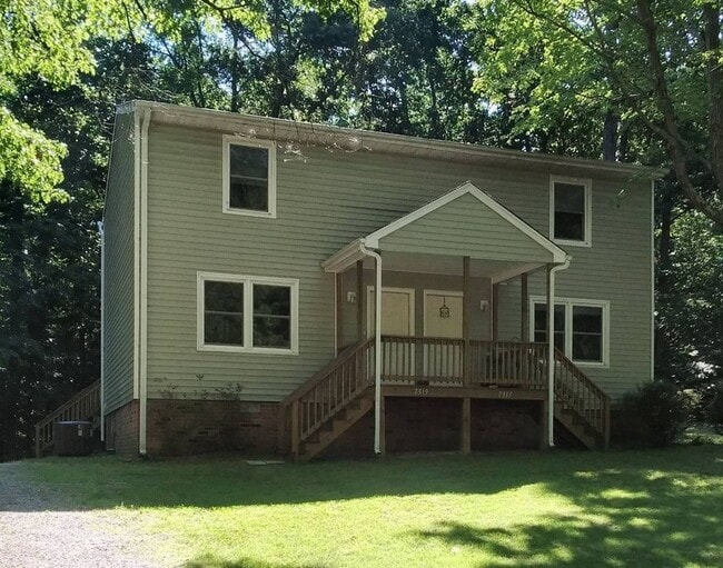 Primary Photo - 2 bedroom duplex in Prince George County