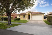 Building Photo - 15963 SW 99th Ln