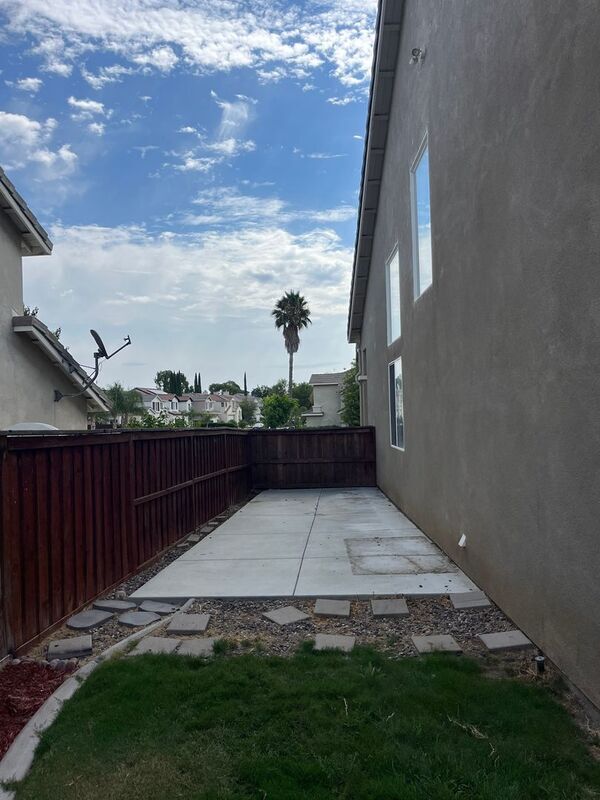 Building Photo - 39265 Eternity Ln