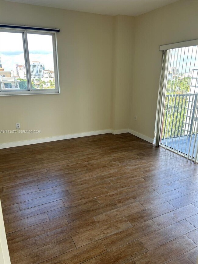 Building Photo - 3410 Coral Wy