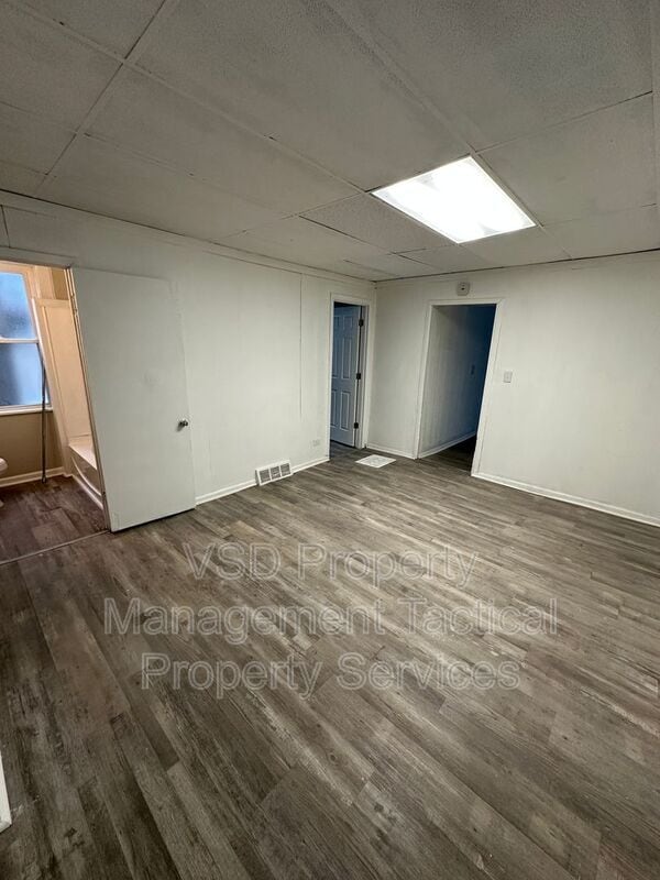 Building Photo - 2180 W 83rd St