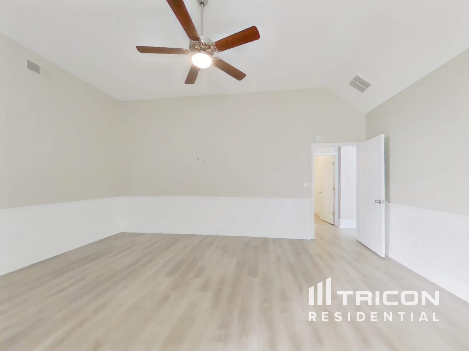 Building Photo - 434 Grandiflora Dr