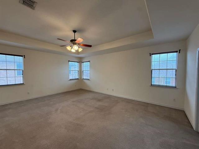 Building Photo - 305 Moonlight Dr