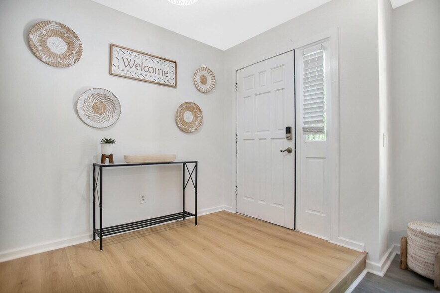 Building Photo - 210 50th Street Ct NW