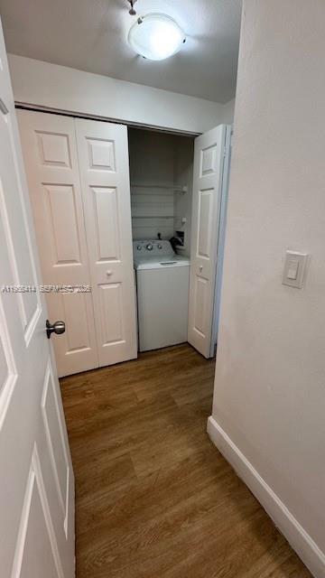 Building Photo - 7930 N Nob Hill Rd