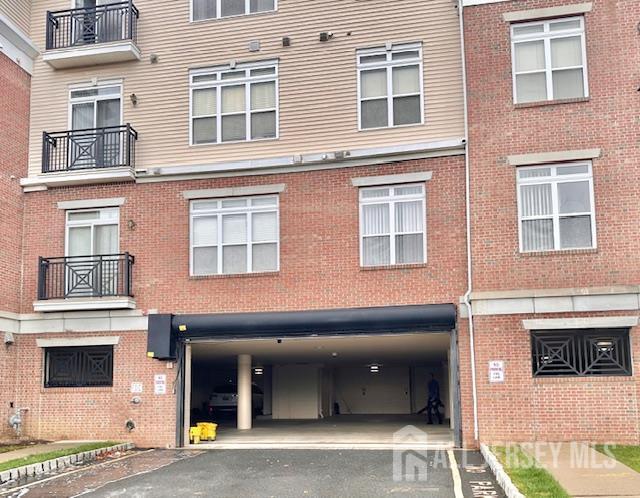 Building Photo - 6203 Fernandez Ct
