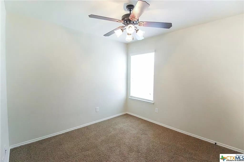 Building Photo - 1023 Sugar Brook Dr