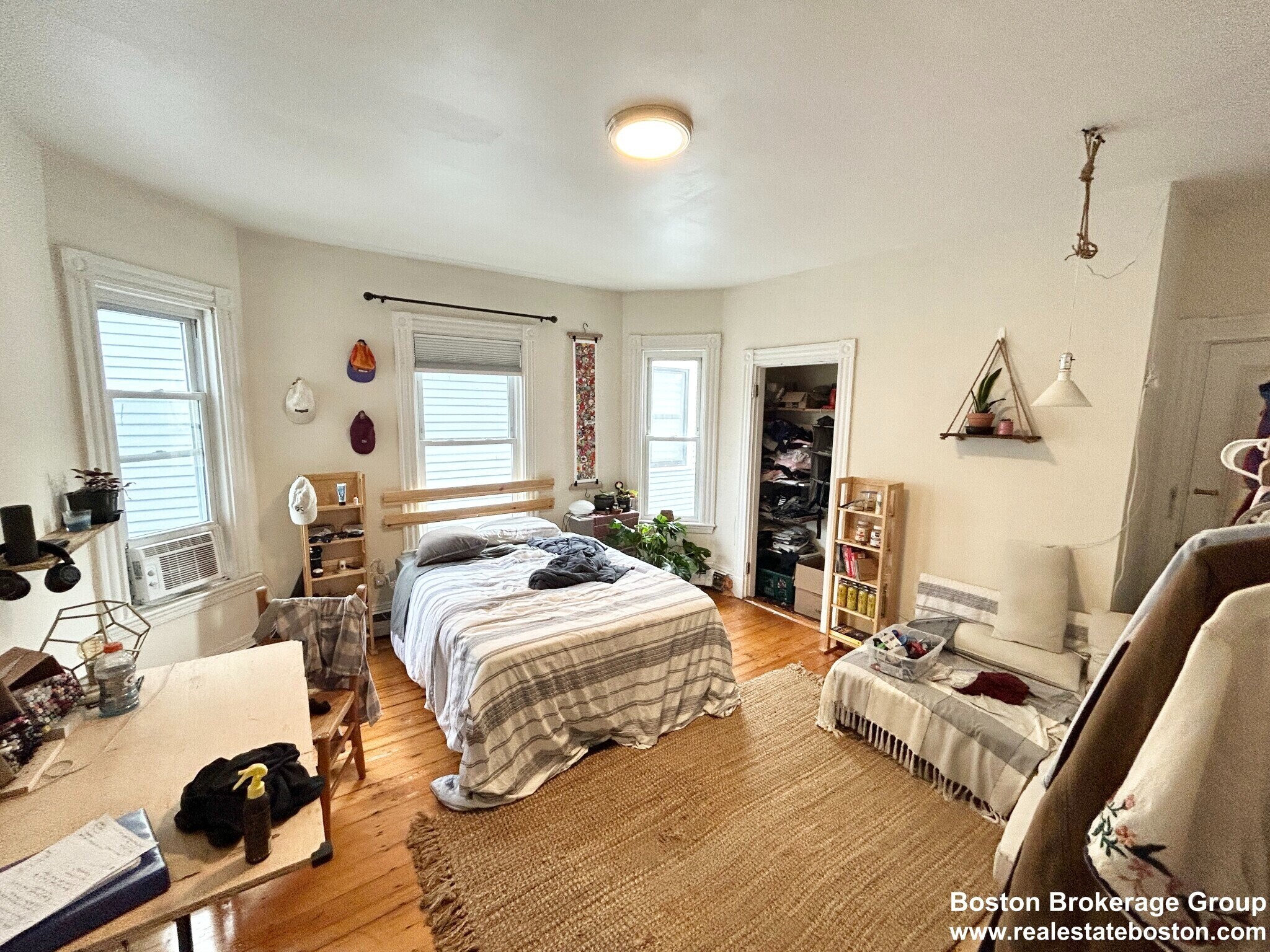 Building Photo - 72 Calumet St