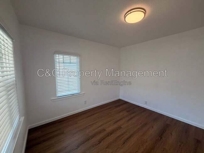 Building Photo - 595 Pearl St