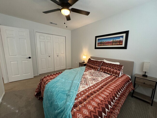 Building Photo - 2 BR Furnished Condo on the Colorado River with Utilities included