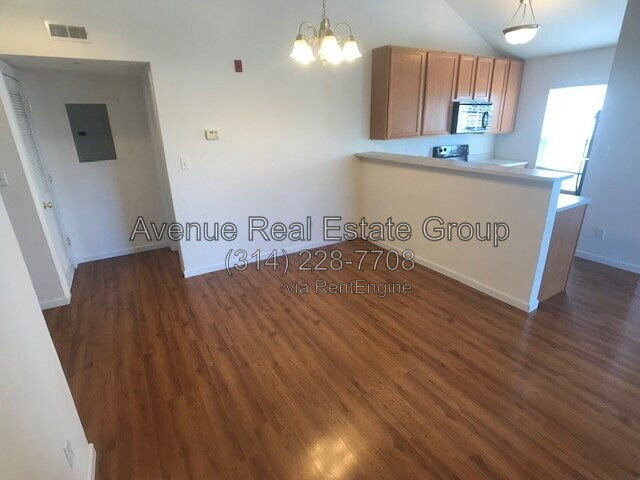 Building Photo - 11300 Spring Creek Ln