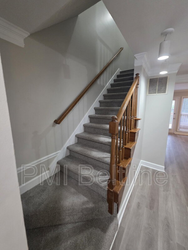 Building Photo - 2663 Arbor Glen Pl