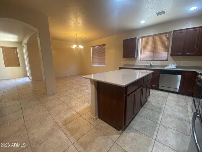 Building Photo - 1620 Biscayne Dr