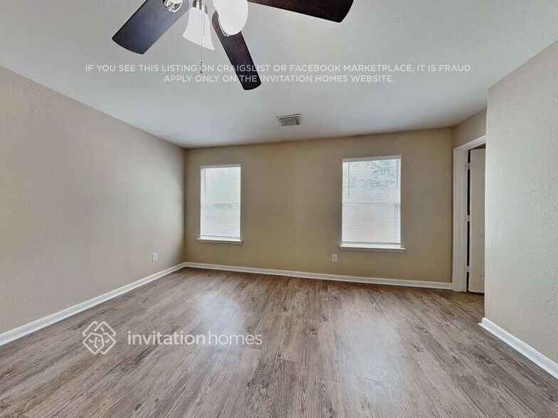 Building Photo - 13742 Clarks Fork Dr