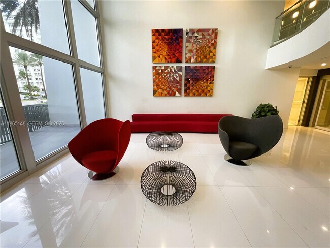 Building Photo - 5701 Collins Ave