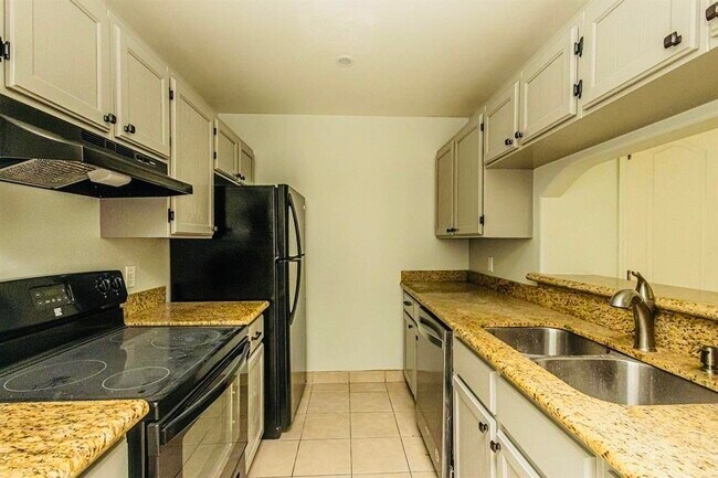 Building Photo - 1752 Tiara Trail