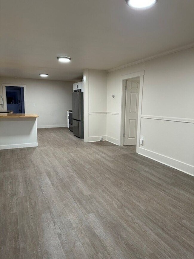 Building Photo - 163